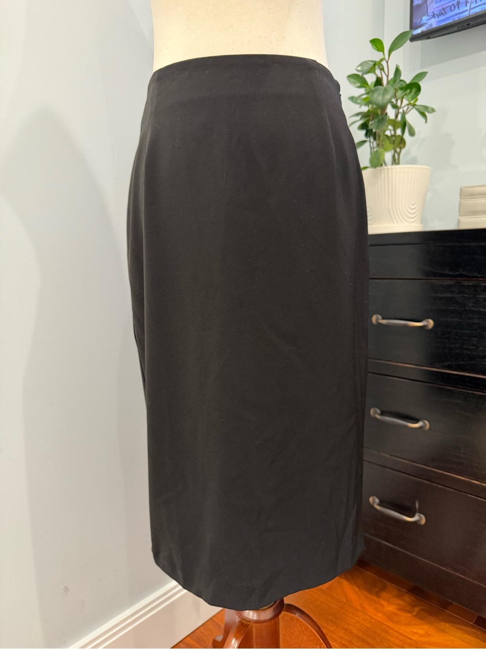 White House Black Market Black Pencil Skirt Size 6